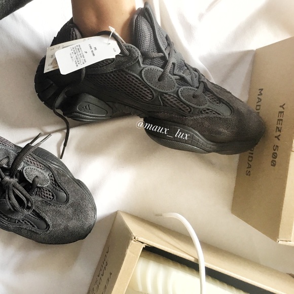 🌸SOLD🌸 Authentic Yeezy 500: All Black Desert Rat - Picture 7 of 8
